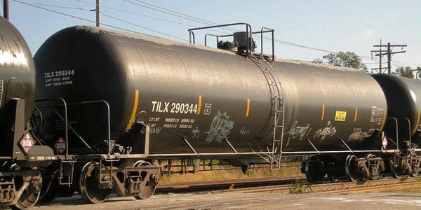 Fluid Tank Supplier Delivers Critical Temp Change Alerts to Line Operators